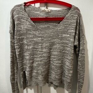 Hollister Women's Marled V-Neck Sweater in Gray
